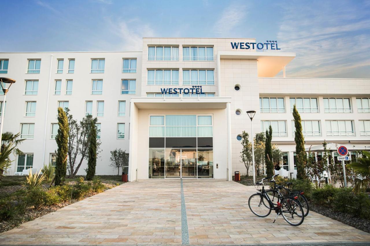 Westotel Tours Val De Loire La Ville-aux-Dames Exterior photo